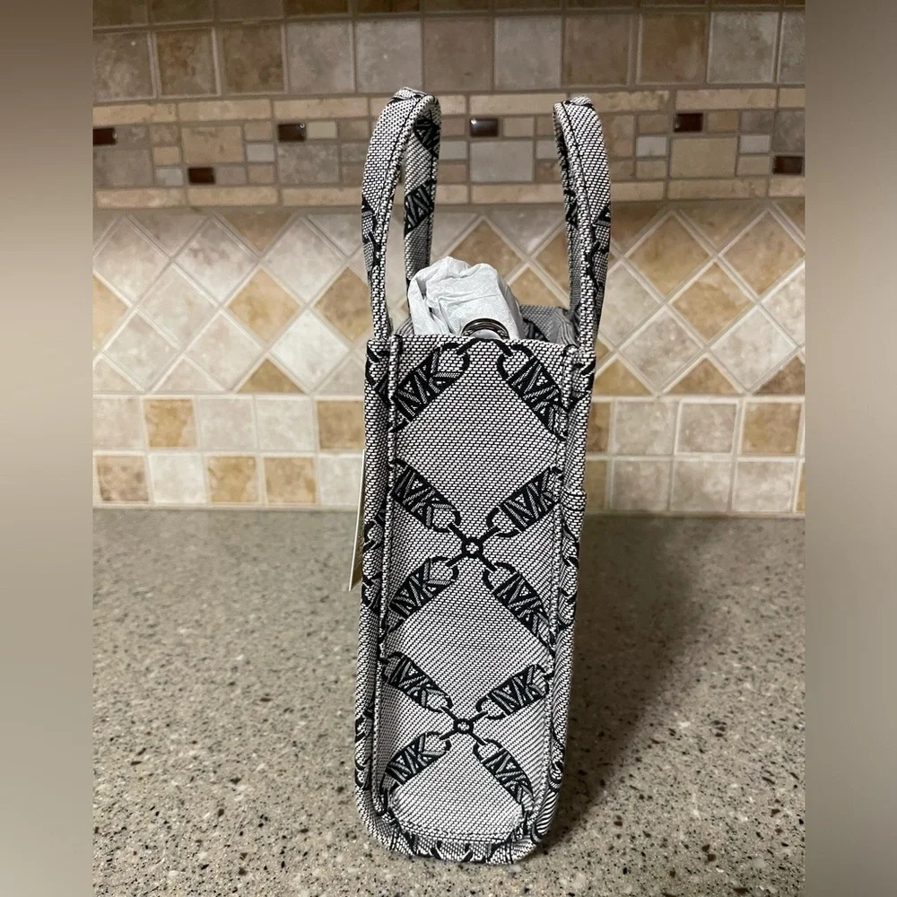 NWT Michael Kors Gigi Extra Small Jacquard Tote Bag 32F3S3GC4J - Picture 8 of 8